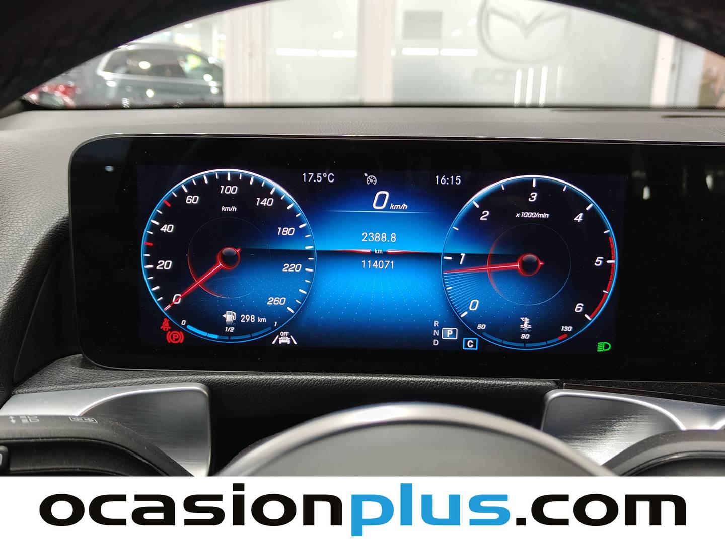 Foto Mercedes GLB Mercedes-Benz GLB 200 d 4Matic (150 CV)