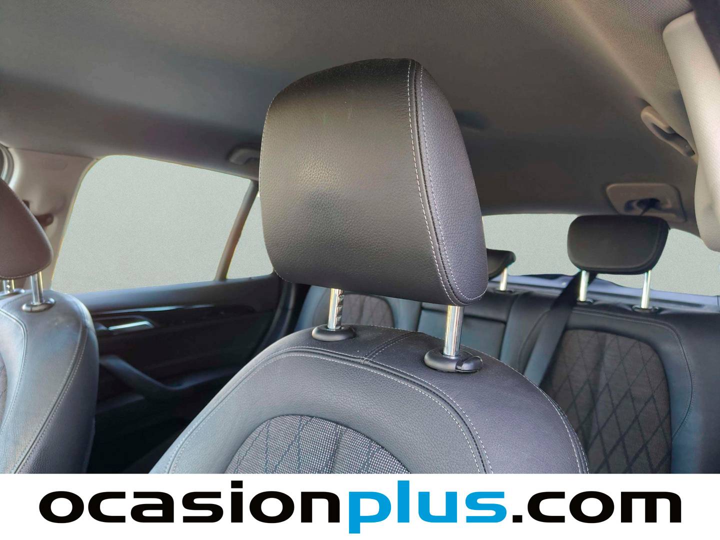 Extras y acabados del BMW X1 BMW X1 sDrive18d (150 CV)