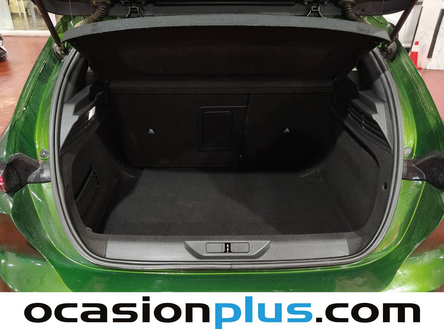 Foto Peugeot 308 Peugeot 308 BlueHDi 130 S&S Allure (130 CV)