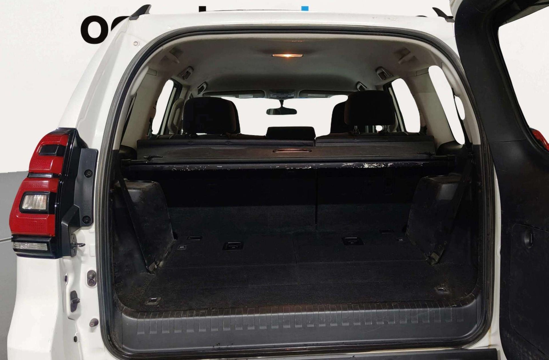 Toyota Land Cruiser 2.8 D-4D GX 7 plazas - foto 13