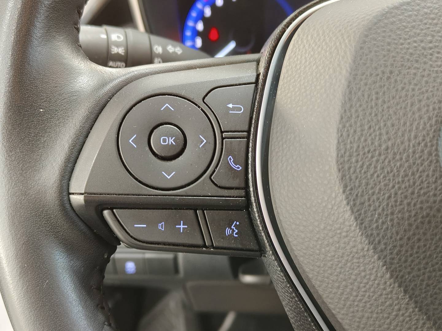 Foto Toyota Corolla Toyota Corolla 1.8 125 Híbrido Active Tech E-CVT (122 CV)