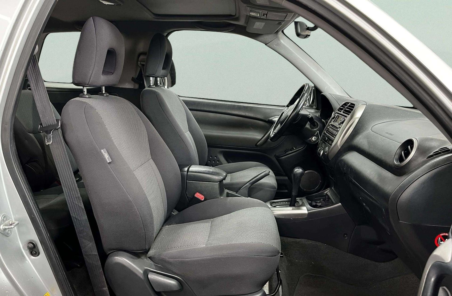 Toyota RAV4 2.0 VVT-i Sol 4x4 - foto 13