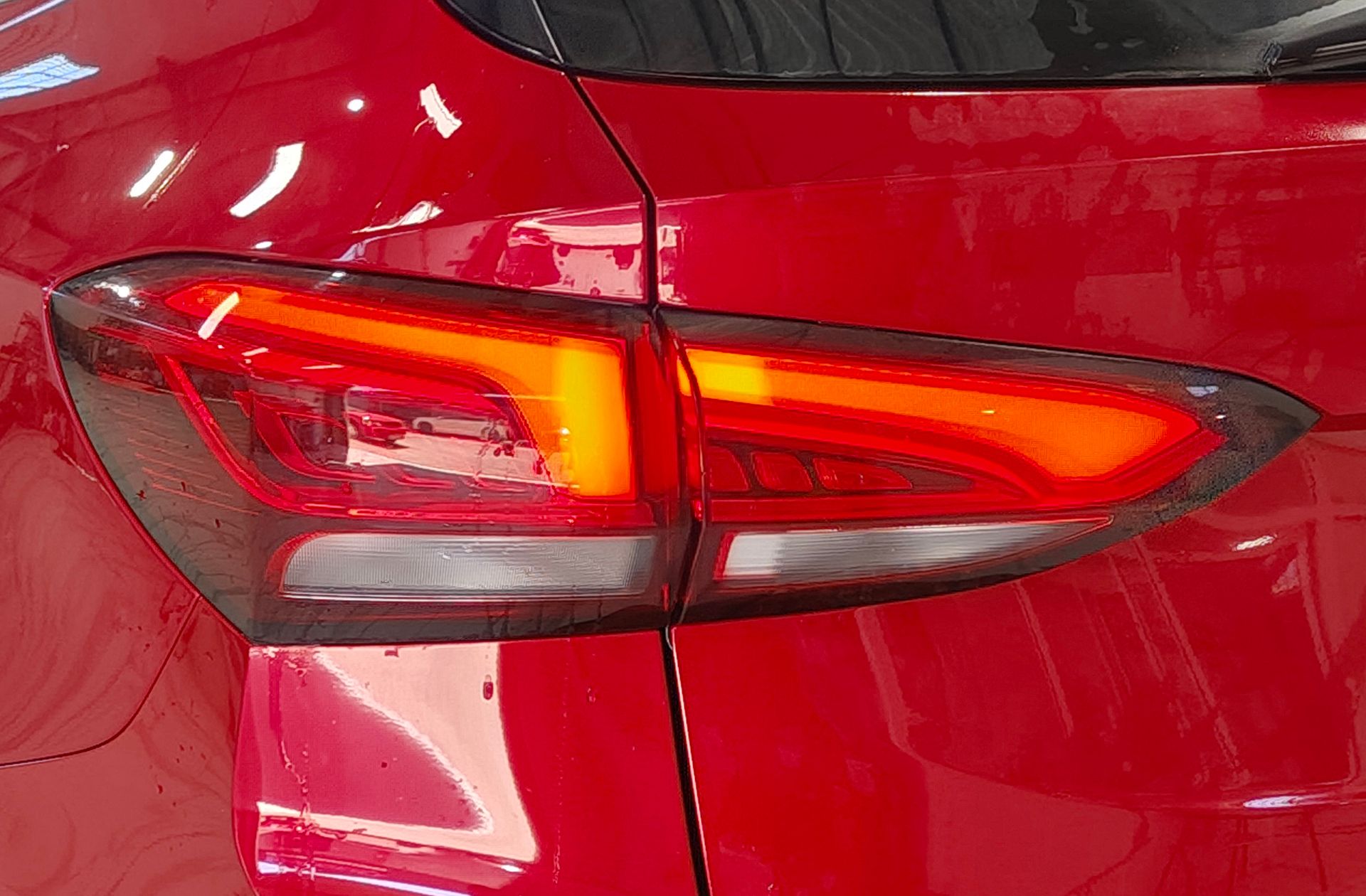 MG ZS 1.5 Hybrid+ Luxury - foto 16