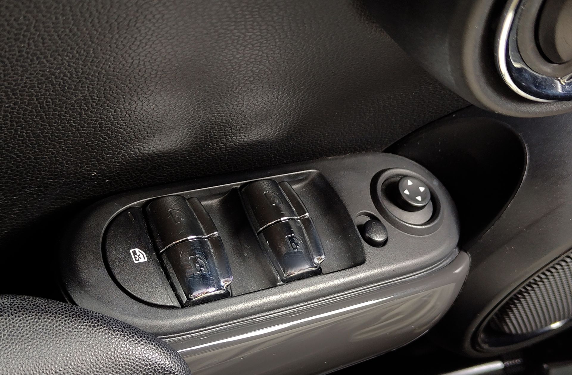 MINI Cooper One - foto 30