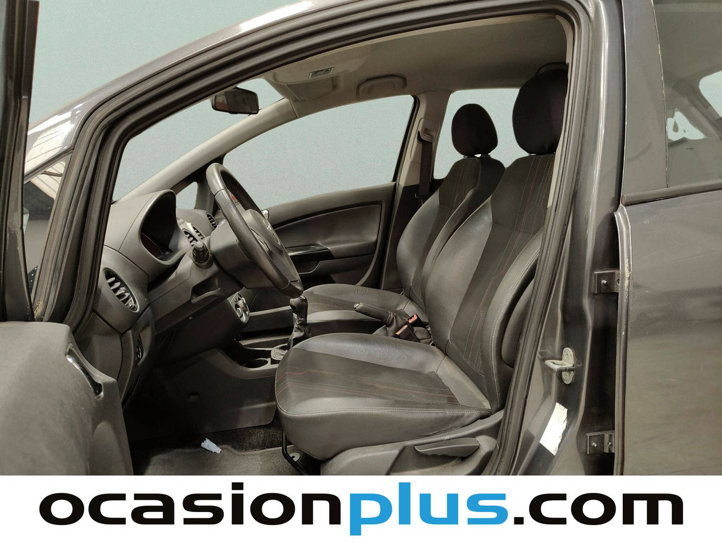 Foto asientos delanteros Opel Corsa Opel Corsa 1.2 S&S Selective (85 CV)