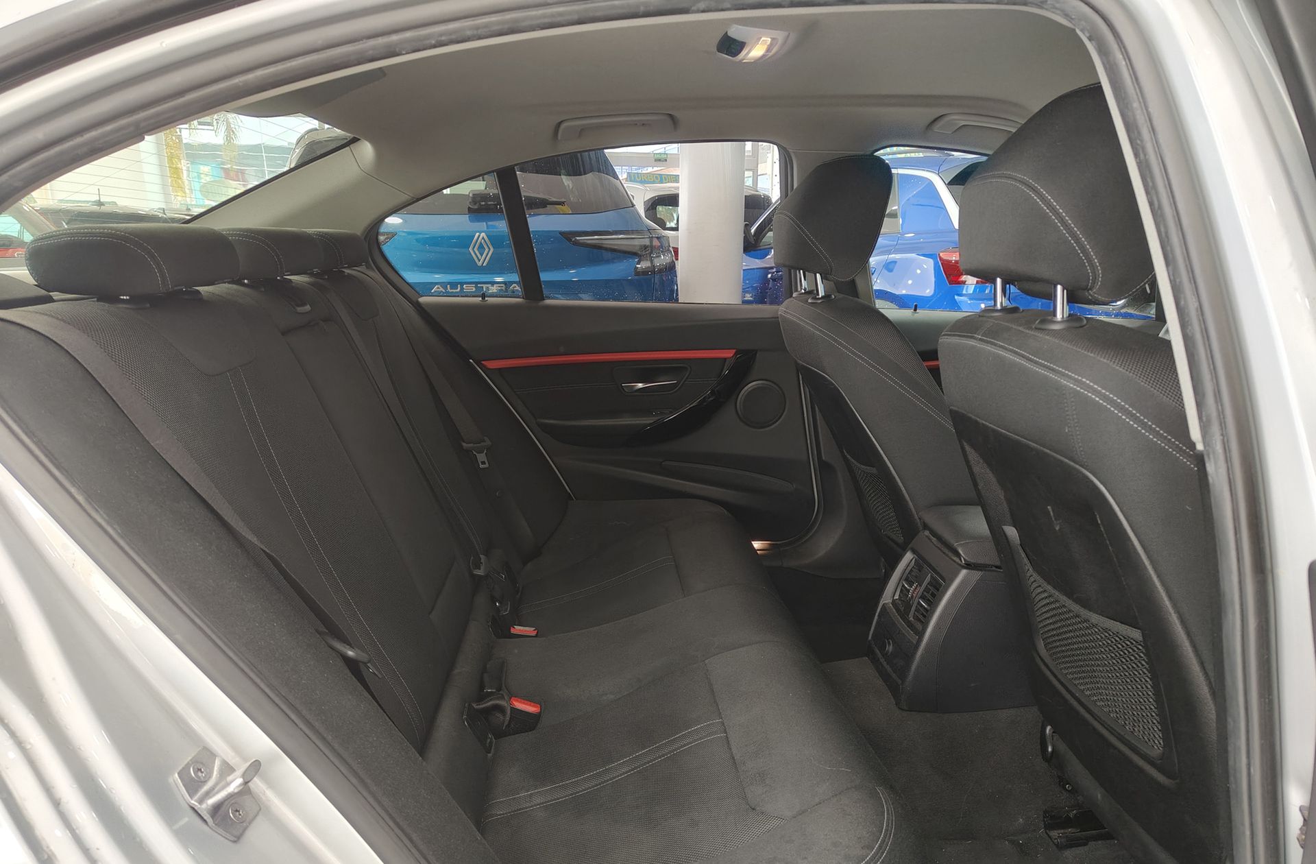 BMW Serie 3 320i - foto 16