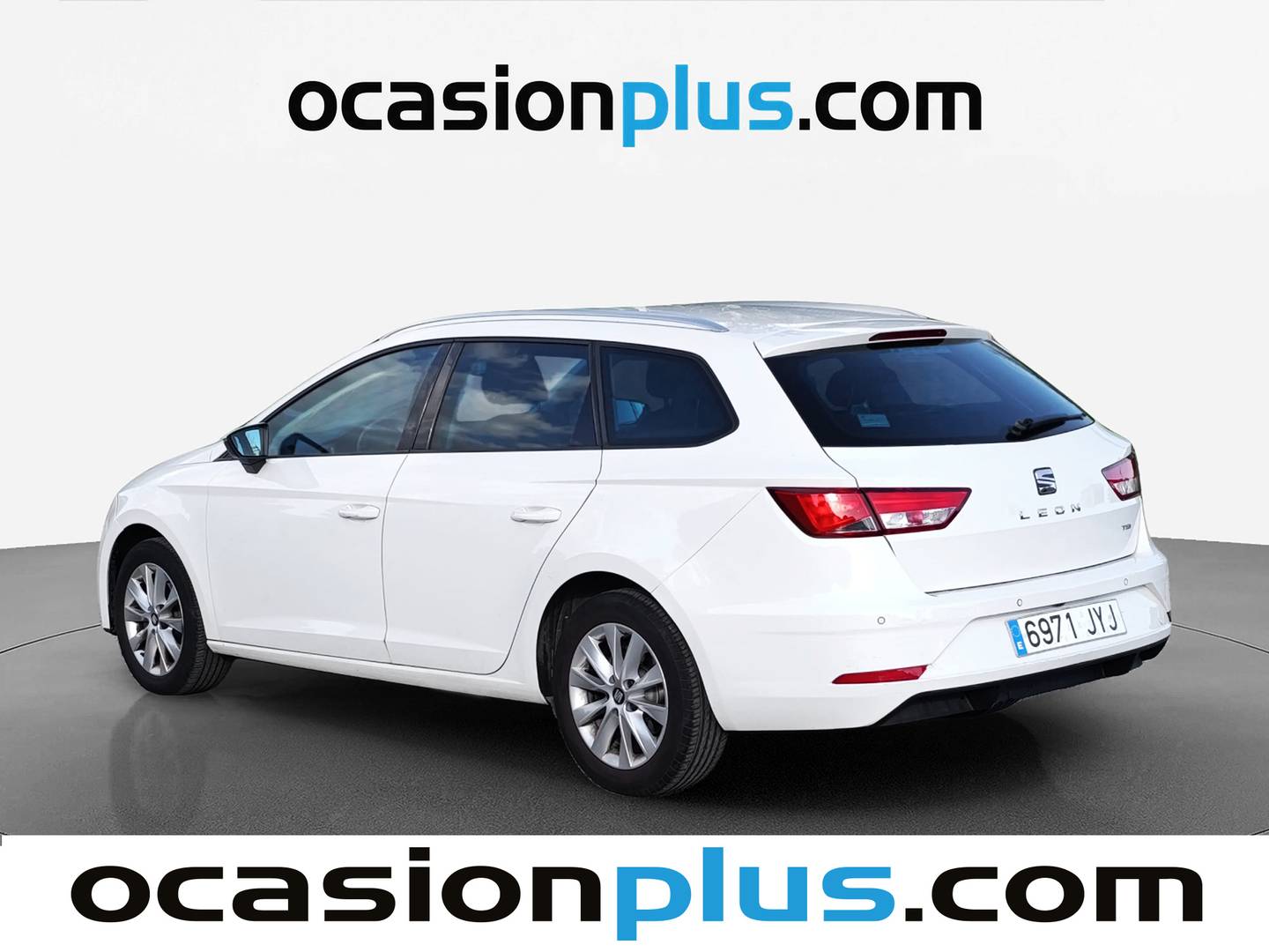 Foto trasera Seat León Seat León ST ST 1.2 TSI S&S Style Plus (110 CV) izquierda