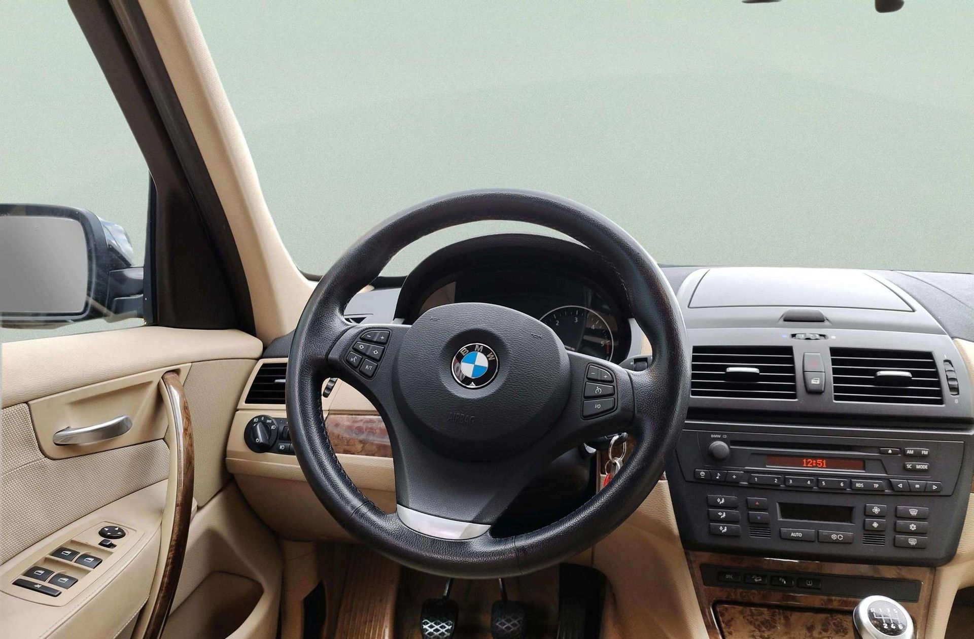 BMW X3 2.0d - foto 24