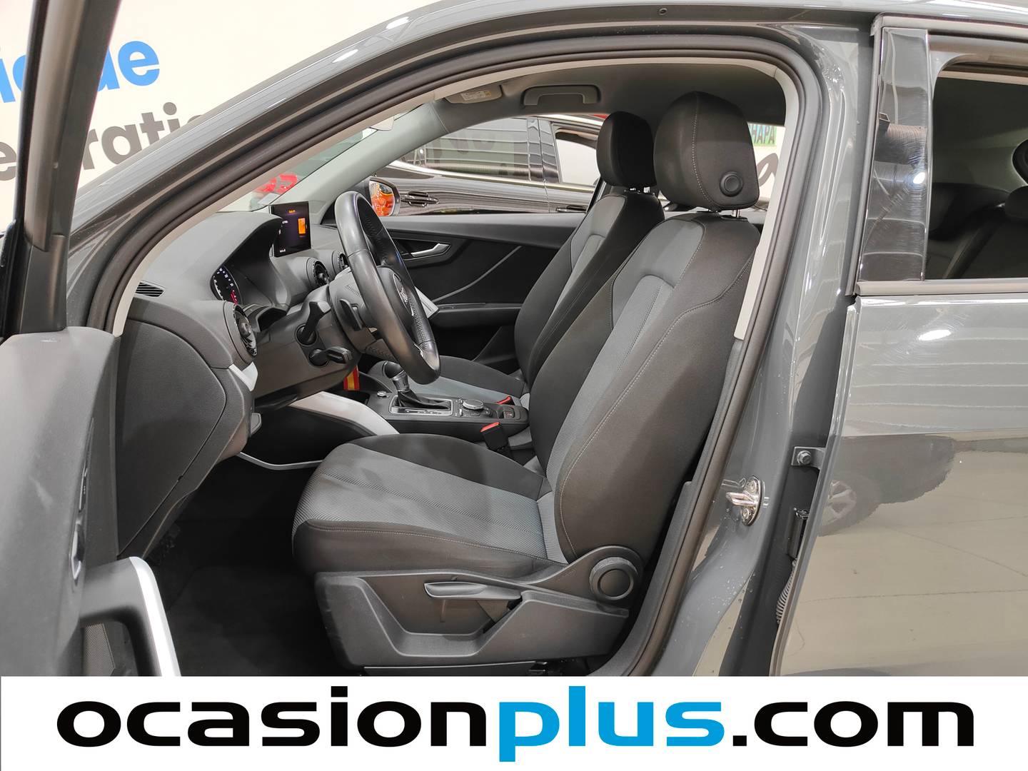 Foto asientos delanteros Audi Q2 Audi Q2 Design Edition 1.6 TDI (116 CV) S Tronic