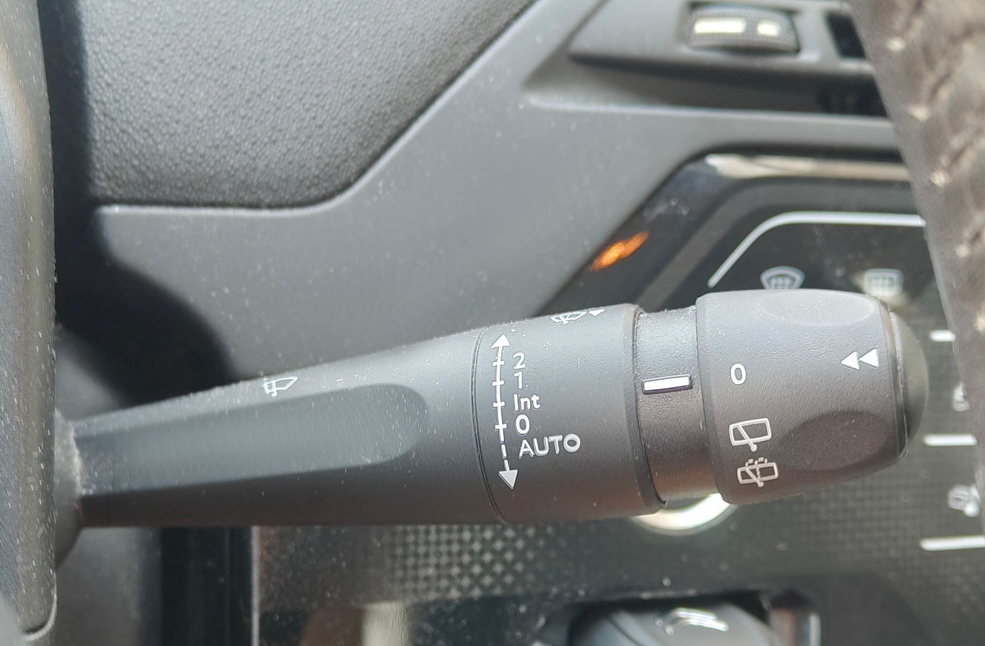 Citroën C4 Picasso PureTech 130 Live Edition - foto 23