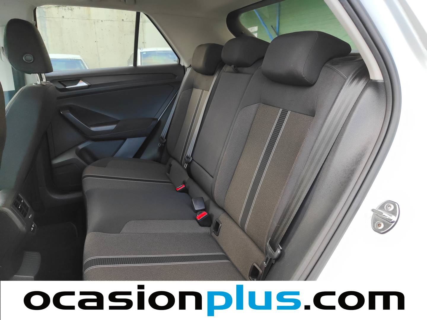 Foto Volkswagen T-Roc Volkswagen T-Roc Advance R-Line 2.0 TDI (115 CV)