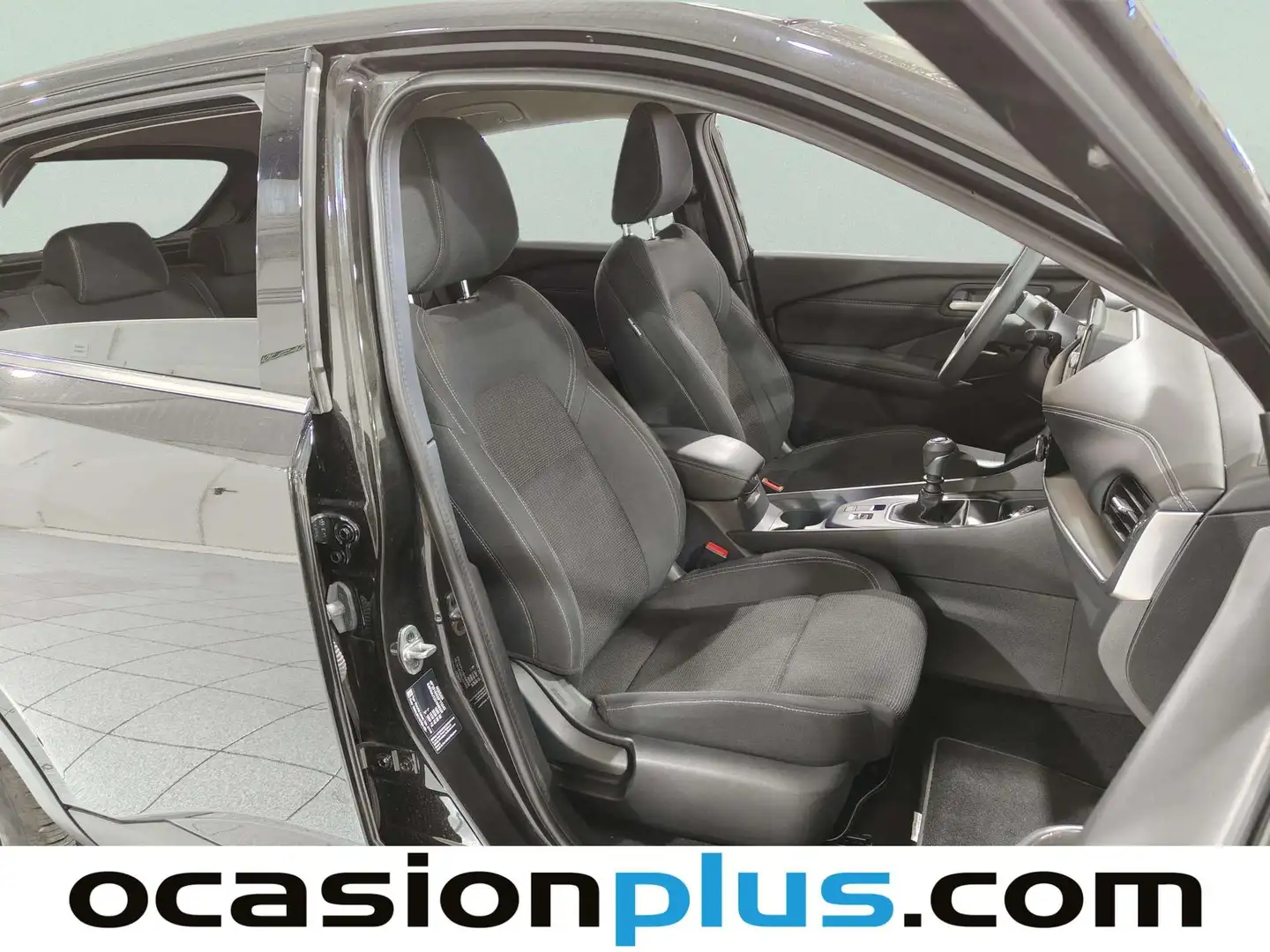 Foto Nissan QASHQAI Nissan Qashqai DIG-T 140 mHEV Visia (140 CV)