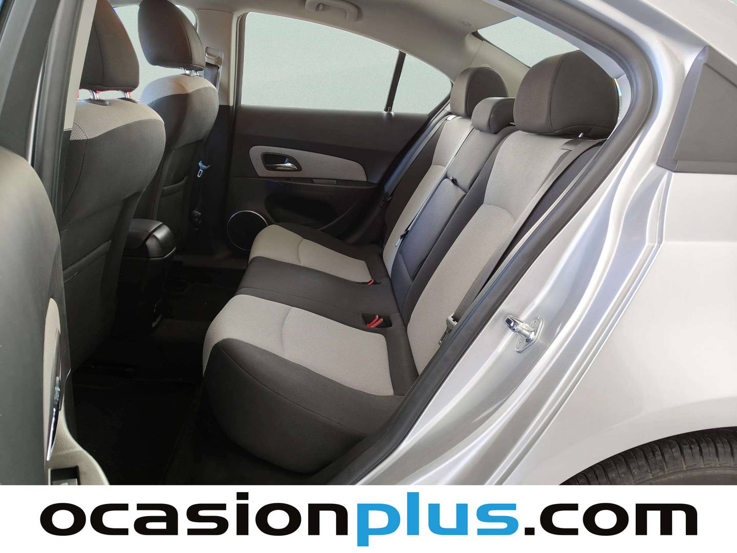 Foto asientos traseros Chevrolet Cruze Chevrolet Cruze 1.6 LS+ Clima (124 CV)