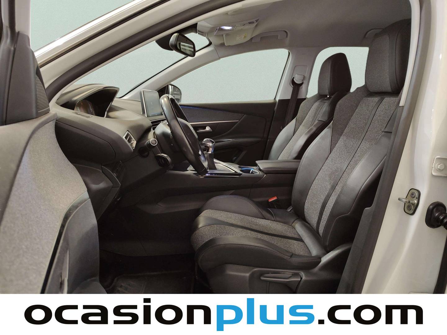 Foto asientos delanteros Peugeot 3008 Peugeot 3008 PureTech 130 S&S Allure (130 CV)