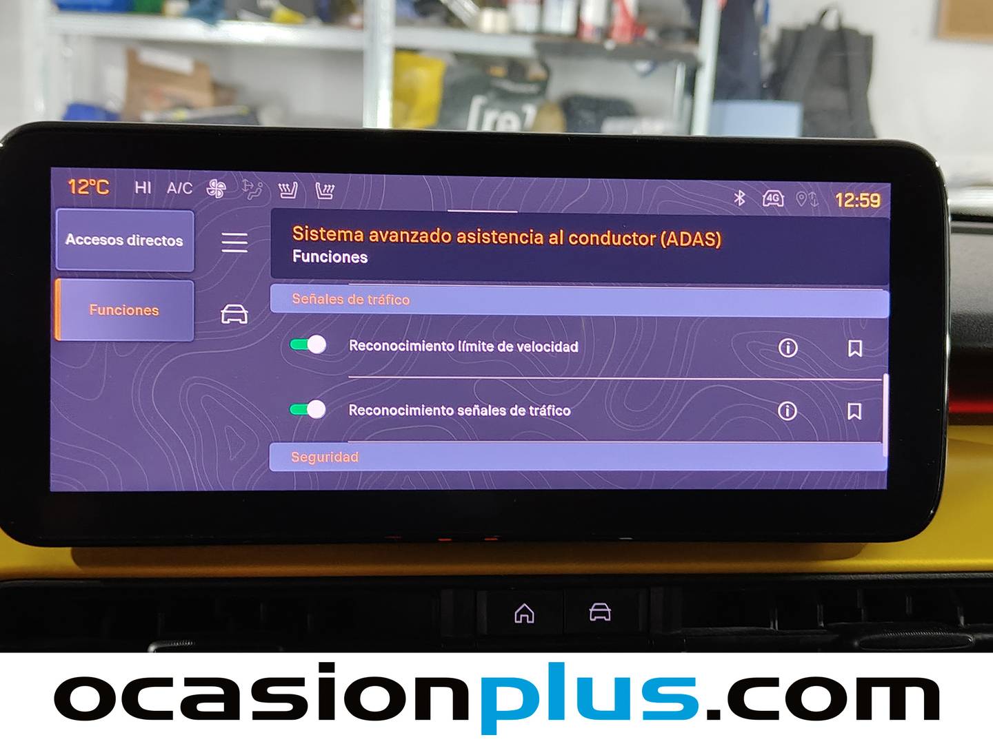 Foto Jeep Avenger Jeep Avenger 1.2 G Summit (100 CV)