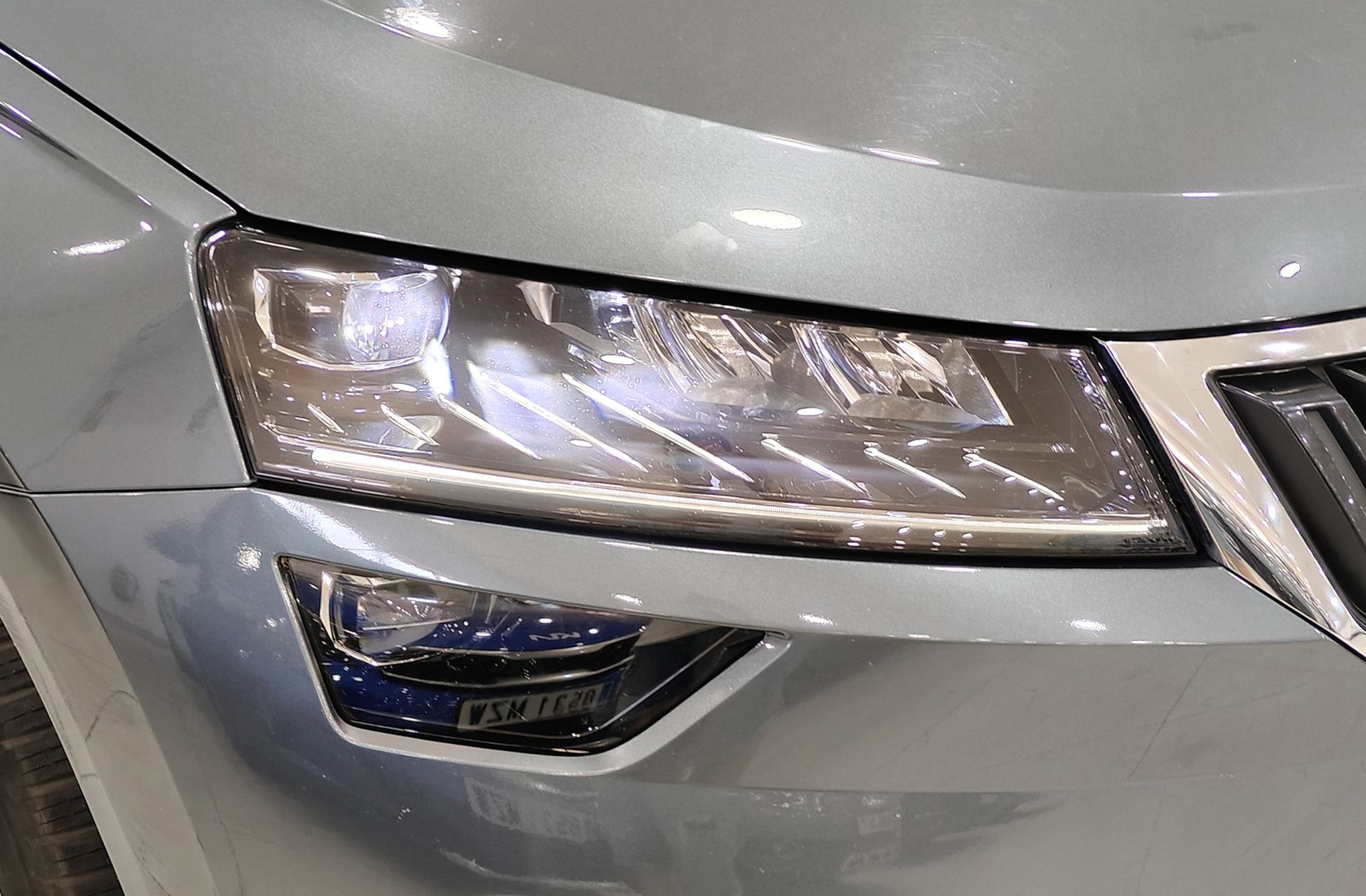Škoda Karoq 1.0 TSI Ambition - foto 13