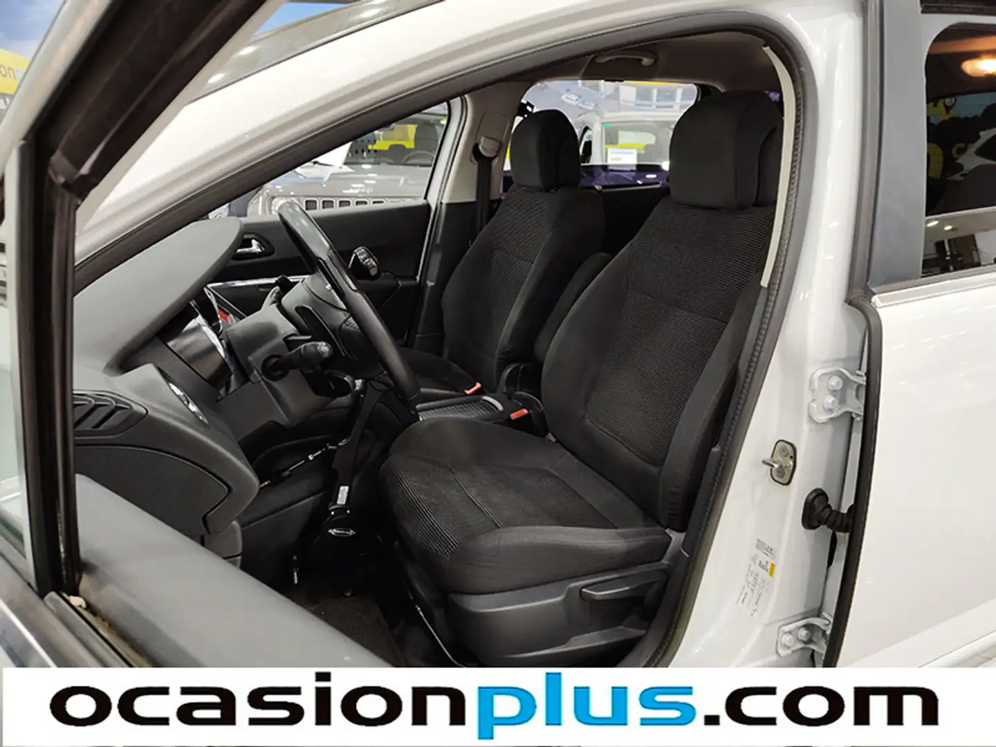 Foto Peugeot 5008 Peugeot 5008 1.6 e-HDI Blue Lion Active FAP ETG6 (115 CV) 7 Plazas