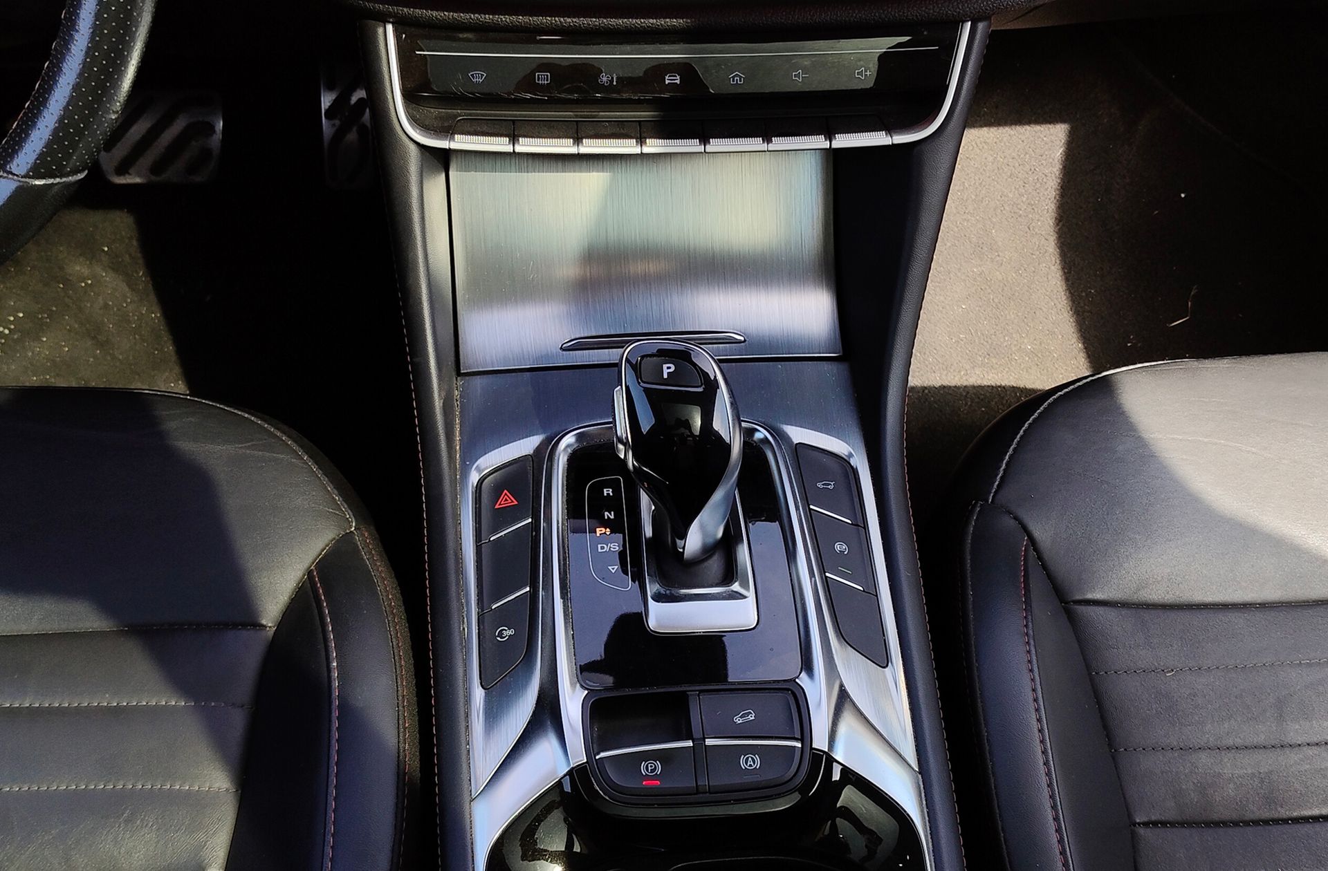 MG HS 1.5 Turbo GDI Luxury DCT - foto 5