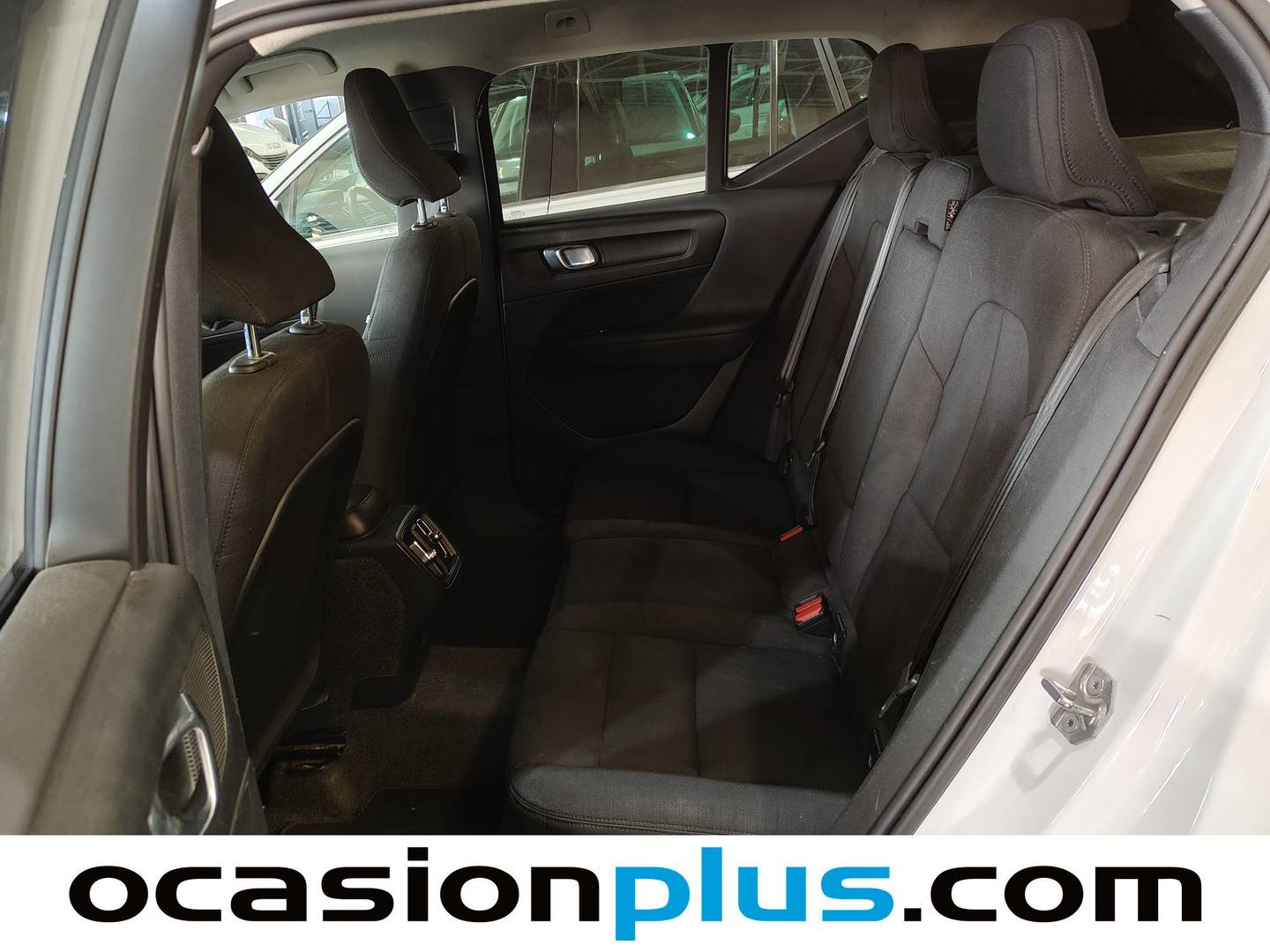 Foto asientos traseros Volvo XC40 Volvo XC40 T3 (156 CV)