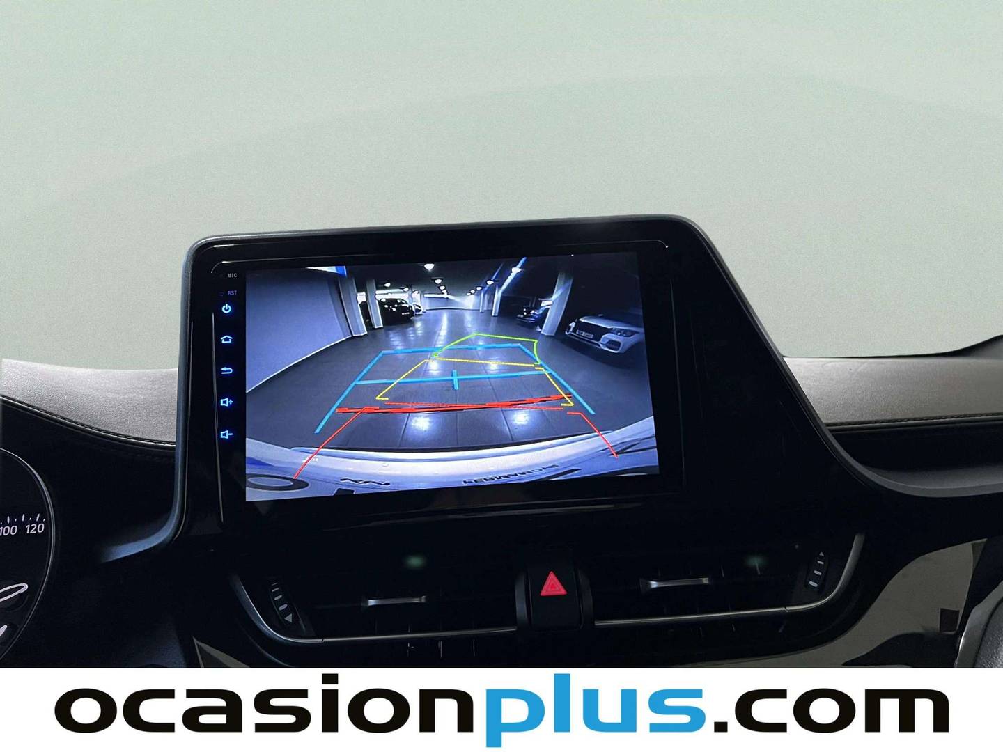 Equipamiento del Toyota C-HR Toyota C-HR 180H Advance (184 CV)