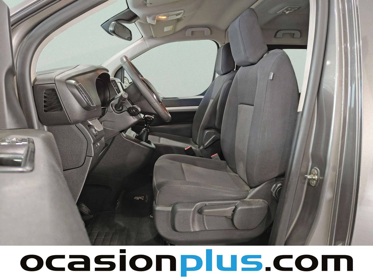 Foto asientos delanteros Peugeot Traveller Peugeot Traveller BlueHDi 150 Business Compact (150 CV) 8 Plazas