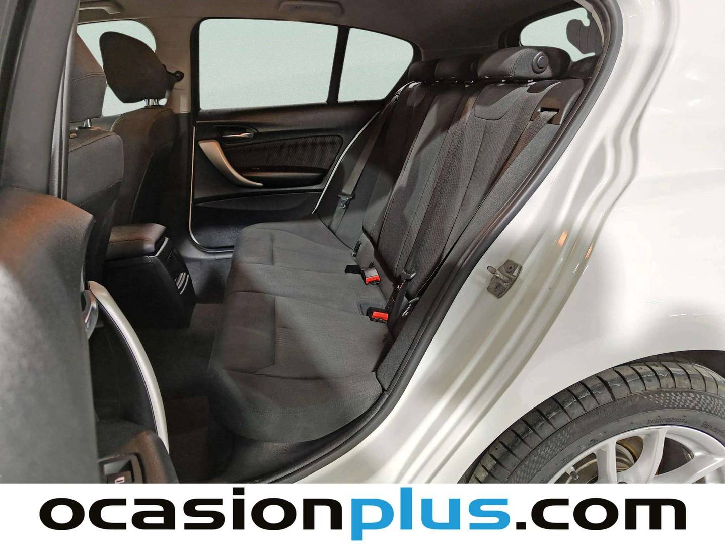 Foto asientos traseros BMW Serie 1 BMW Serie 1 118i 100 kW (136 CV)