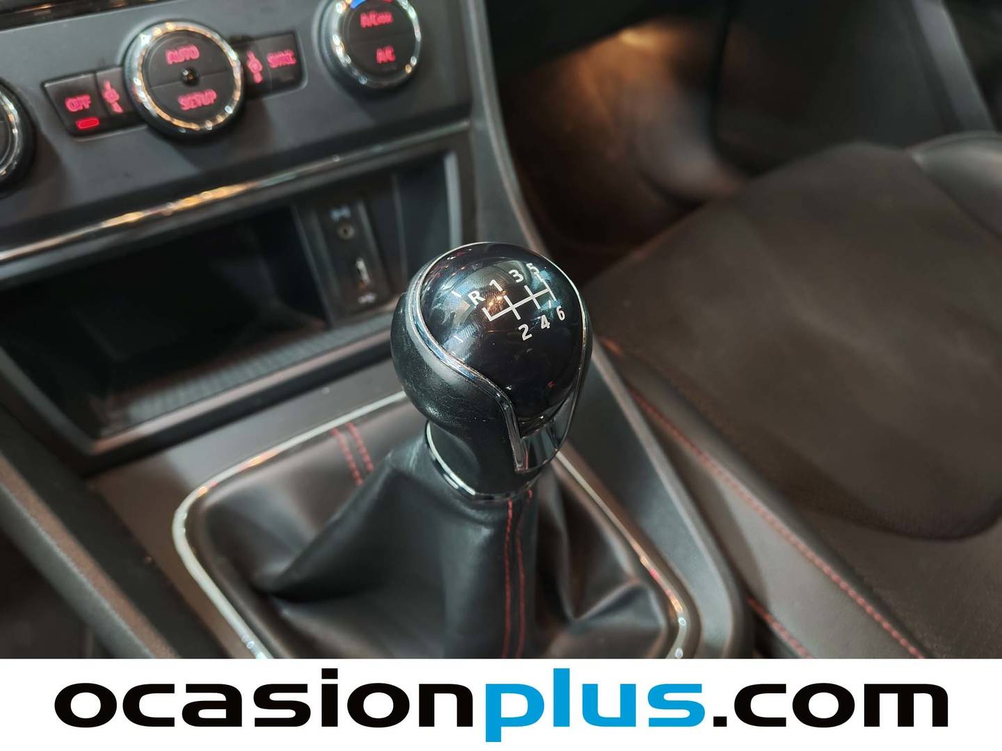 Foto Seat León SEAT León ST 2.0 TDI S&S FR (184 CV)