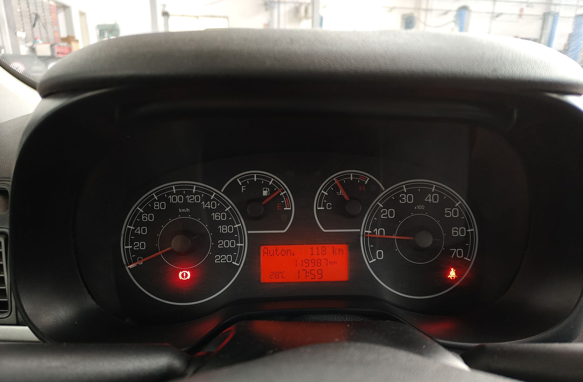 Fiat Punto 1.4 Active - foto 18