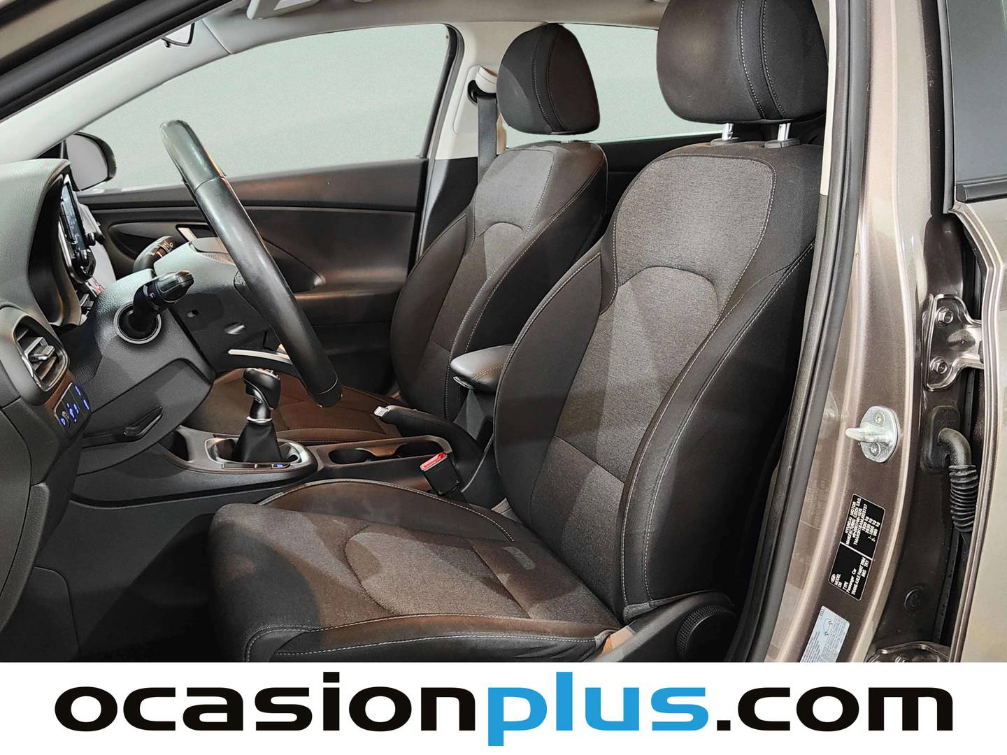 Foto asientos delanteros Hyundai i30 Hyundai i30 Fastback 1.0 TGDI 48V Klass (120 CV)