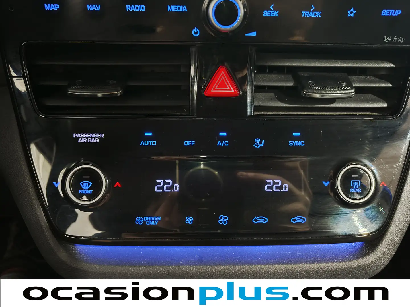 Foto Hyundai IONIQ Hyundai Ioniq 1.6 GDI HEV Tecno DCT (141 CV)