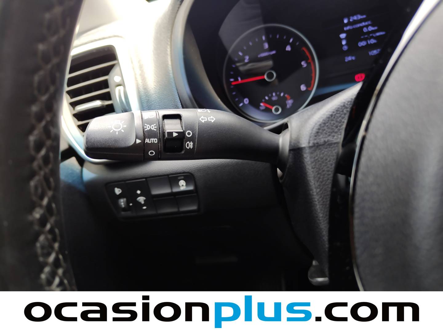 Acabados KIA Sportage KIA Sportage 1.6 MHEV Concept 4x2 (136 CV)