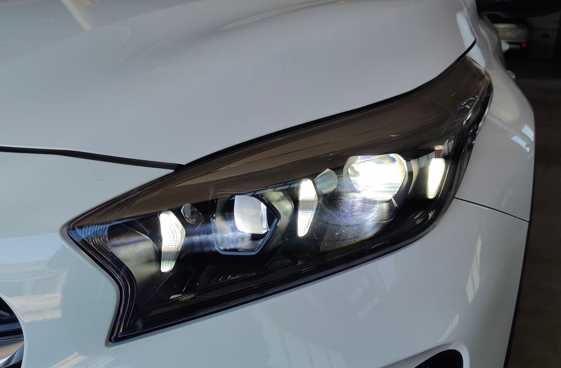 Kia XCeed 1.0 T-GDi Drive - foto 15