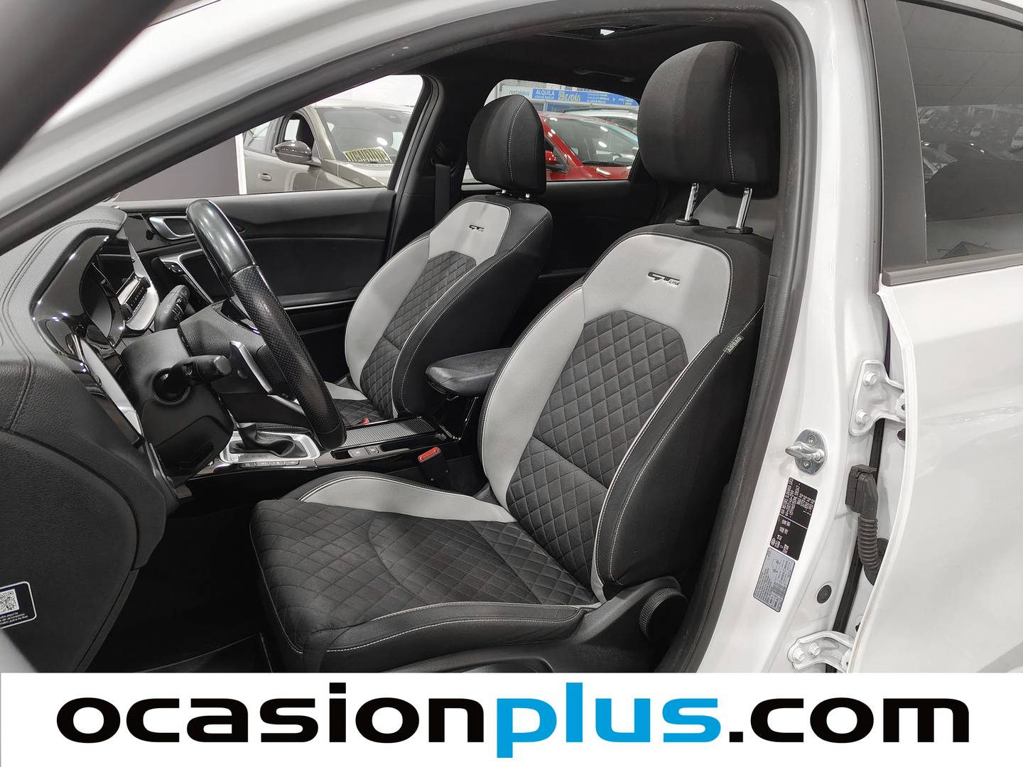 Foto KIA Ceed Kia Ceed 1.5 MHEV GT Line DCT (160 CV)