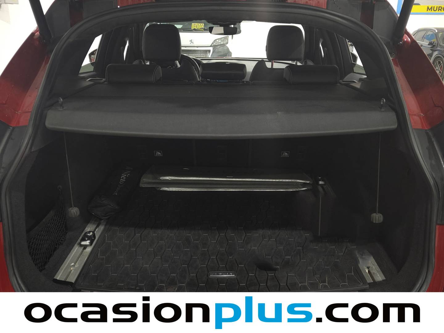 Foto Jaguar F-Pace Jaguar F-PACE 2.0T i4 R-Sport AWD Auto (250 CV)