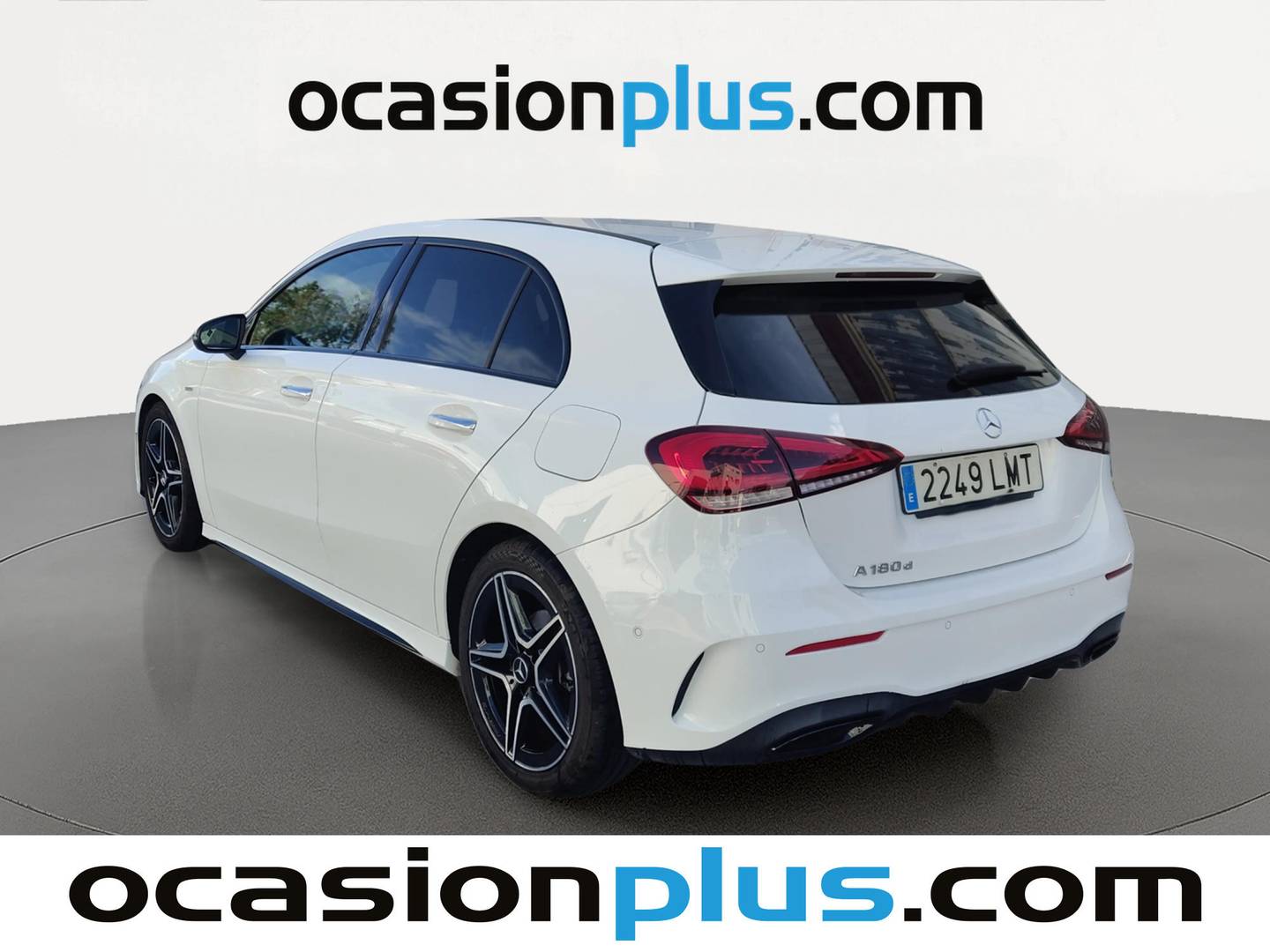 Foto trasera Mercedes Clase A Mercedes-Benz Clase A 180 d (116 CV) Pack AMG izquierda