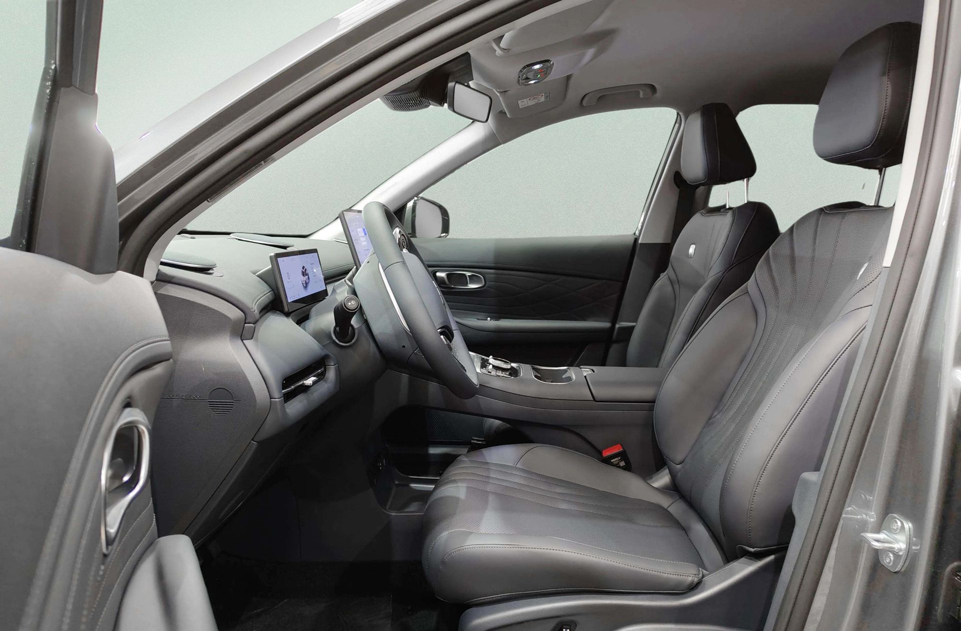 Geely Starray EM-i 1.5 PHEV Pro - foto 13
