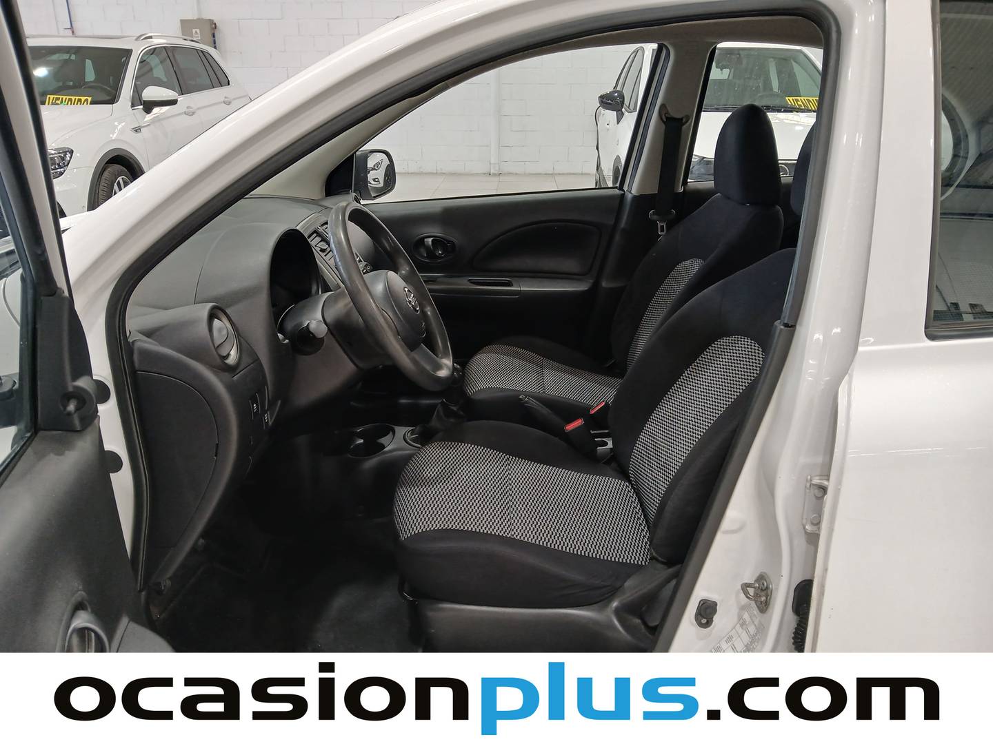 Foto asientos delanteros Nissan Micra Nissan Micra 1.2 Visia (80 CV)