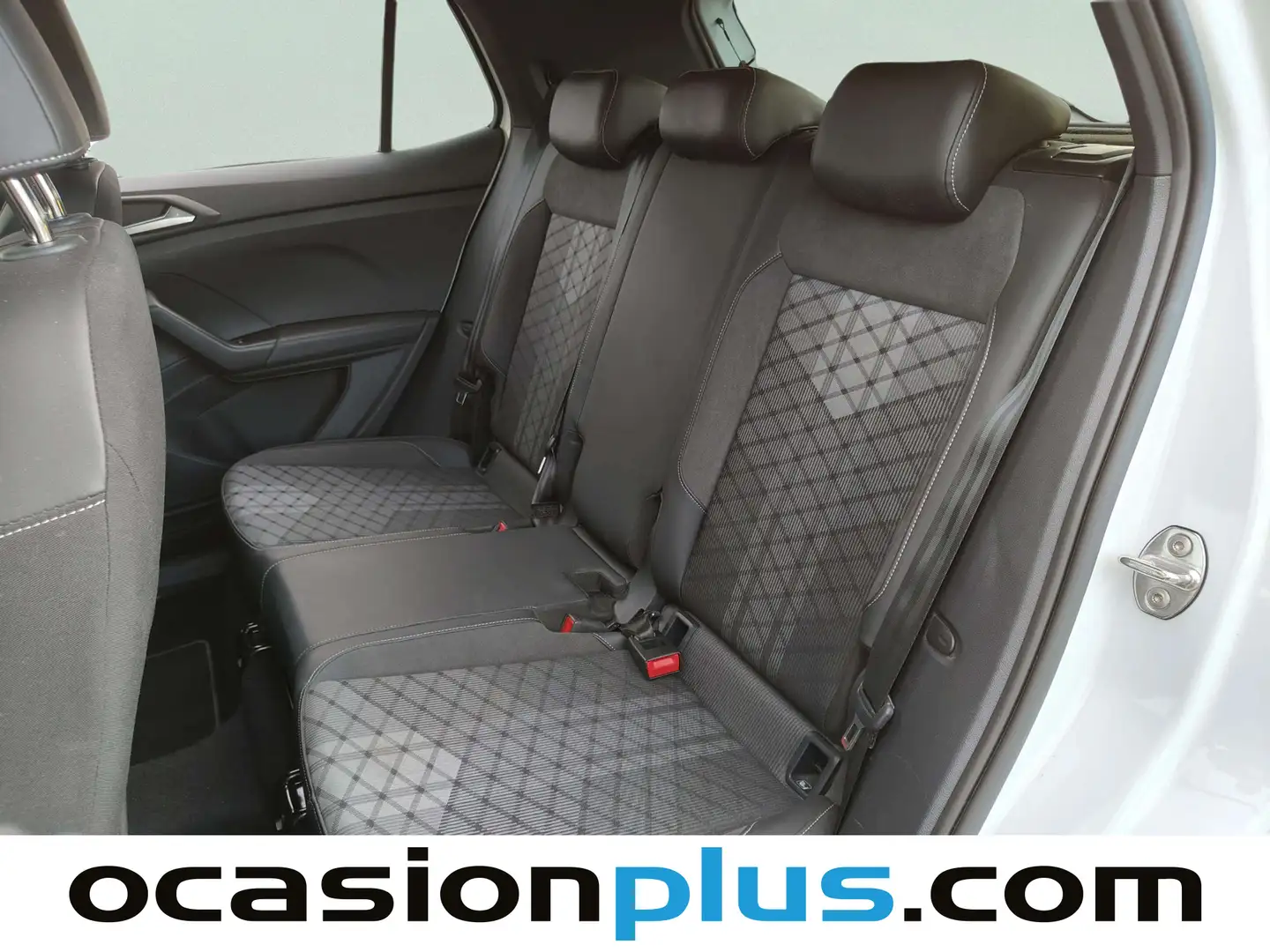 Foto Volkswagen T-Cross Volkswagen T-Cross R-Line 1.0 TSI (116 CV) DSG