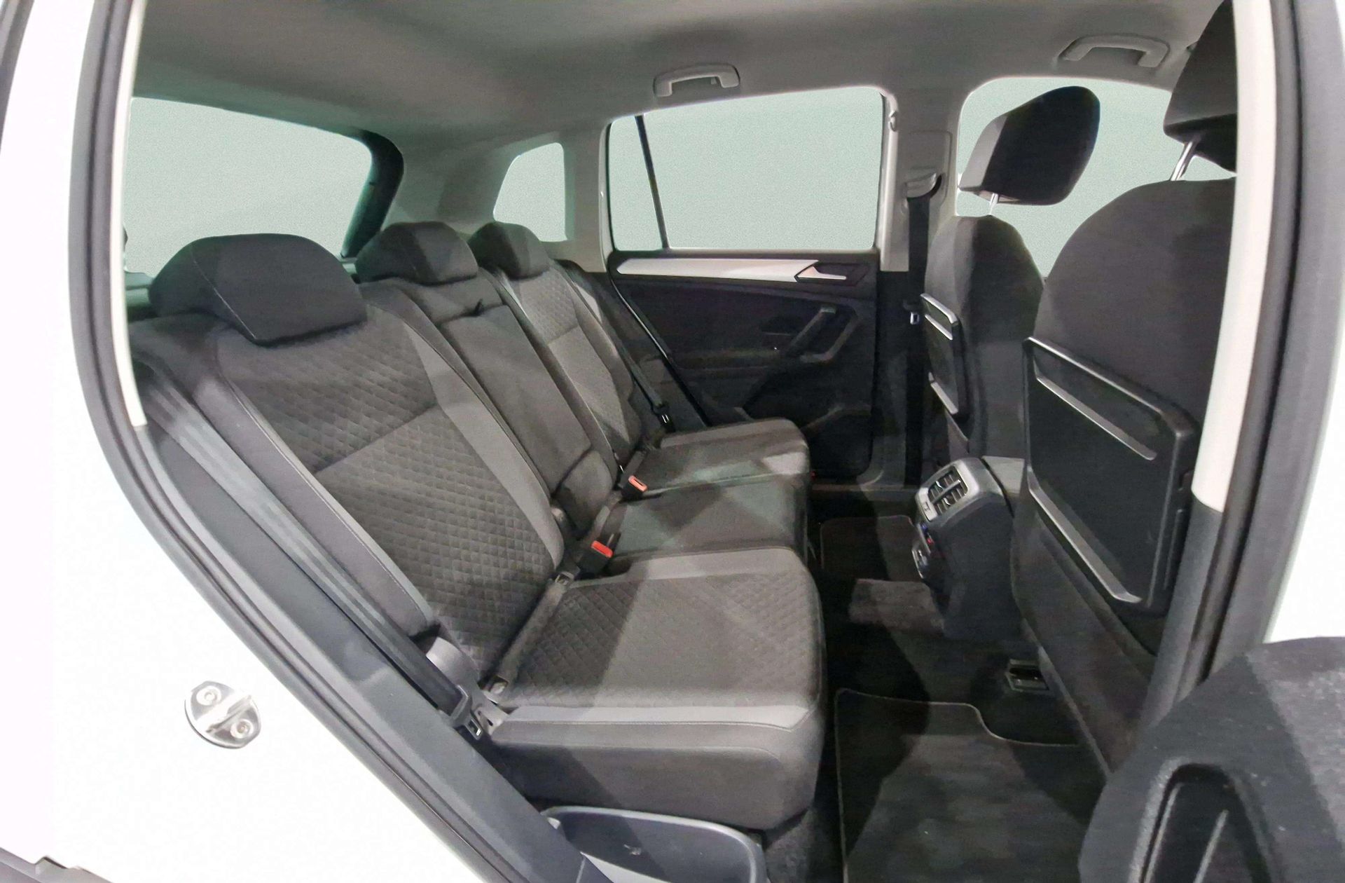 Volkswagen Tiguan Advance 2.0 TDI Pack R-Line - foto 20