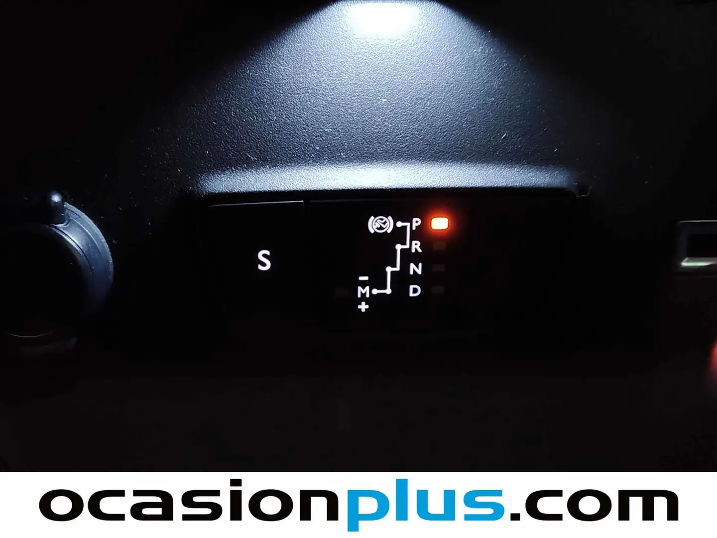 Foto Citroën C3 Aircross Citroen C3 Aircross PureTech 130 Shine Pack EAT6 (131 CV)