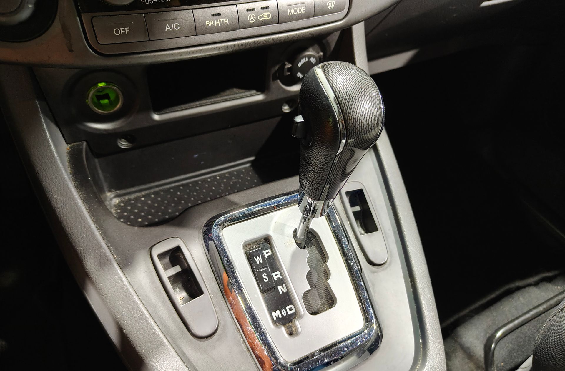 SsangYong Rodius 2.0 e-Xdi Premium 7 plazas - foto 5
