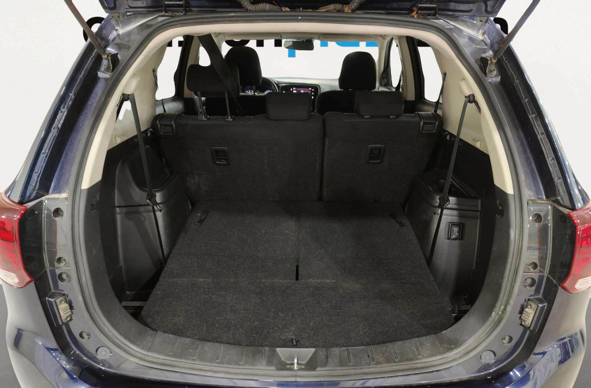Mitsubishi Outlander 200 MPI Motion 2WD CVT 7 plazas - foto 17