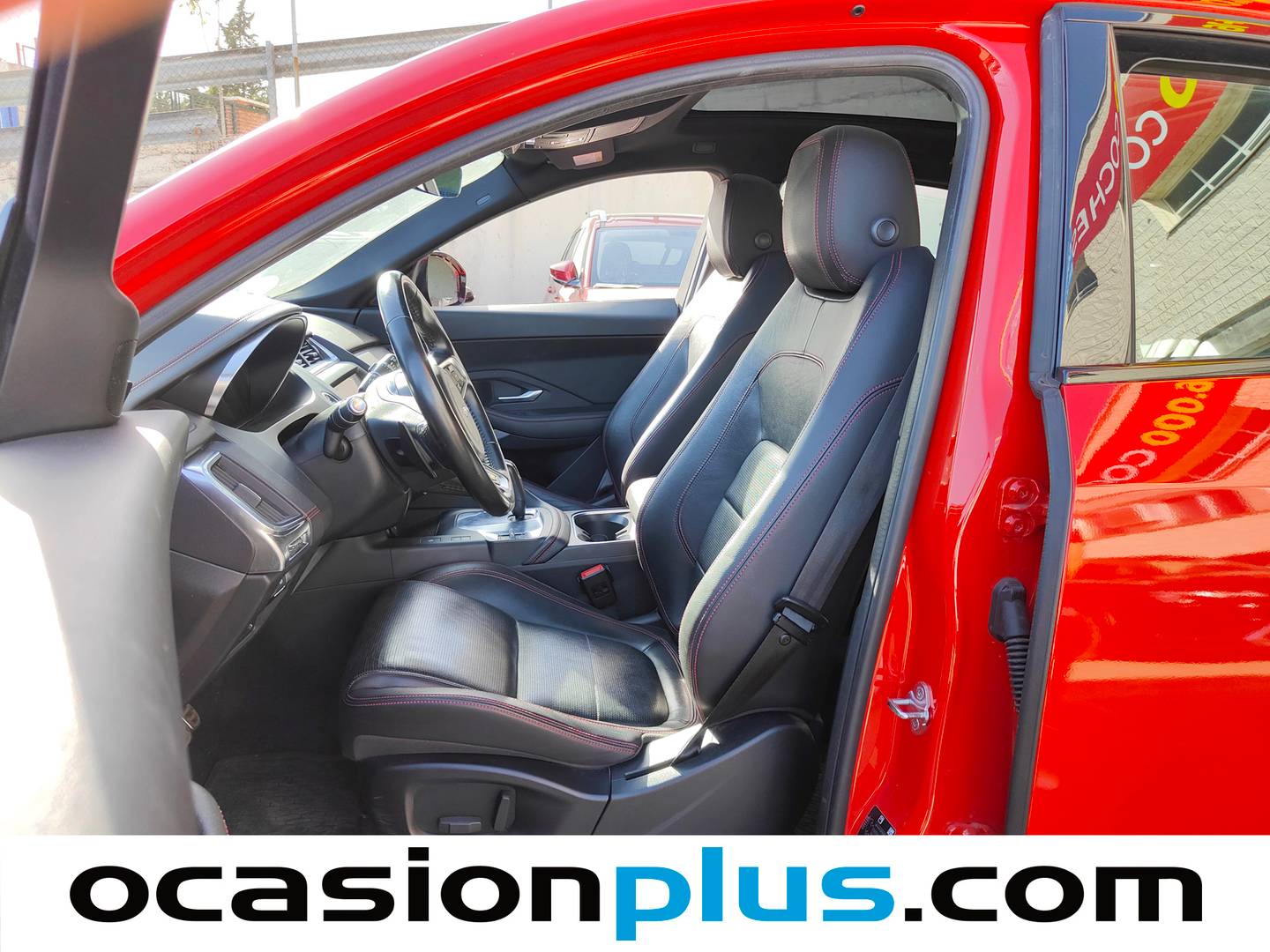Foto asientos delanteros Jaguar E-Pace Jaguar E-PACE 2.0D R-Dynamic S 4WD Auto (150 CV)