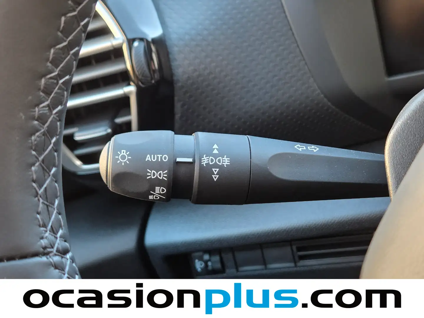 Foto Citroën C4 Citroen C4 Hybrid 136 e-DCS6 Max (136 CV)