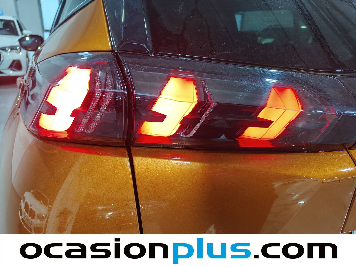 Foto Peugeot 2008 Peugeot 2008 PureTech 130 S&S GT (130 CV)