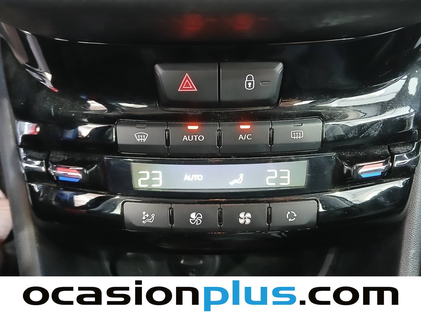 Foto Peugeot 2008 Peugeot 2008 PureTech 110 S&S Allure EAT6 (110 CV)