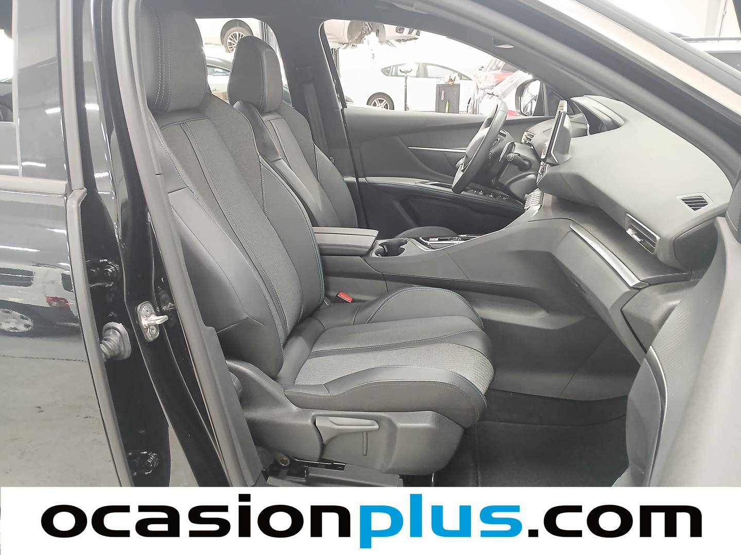 Peugeot 5008 Peugeot 5008 BlueHDI 130 S&S Allure Pack EAT8 (130 CV) 7 Plazas automático