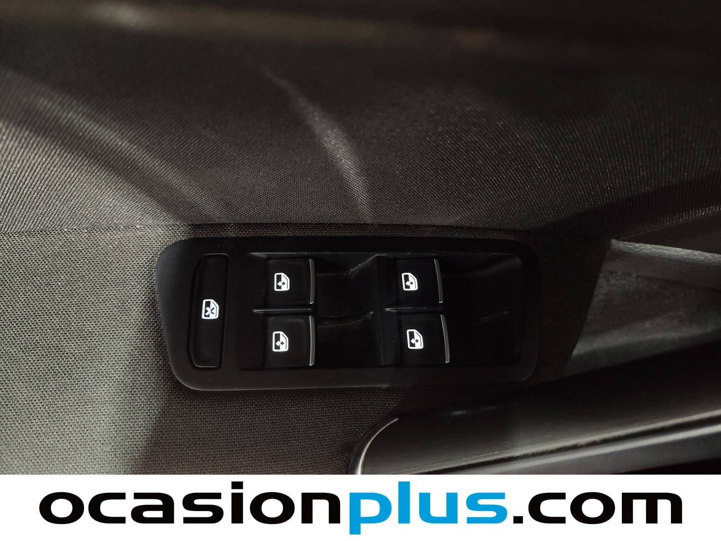 Volkswagen Golf Volkswagen Golf Sport 1.4 TSI BMT ACT Tech BMT (150 CV) de ocasión