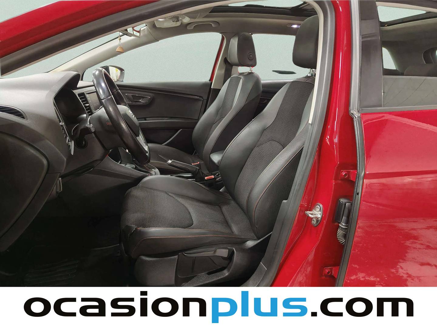 Foto asientos delanteros Seat León Seat León ST 2.0 TDI S&S FR DSG (150 CV)
