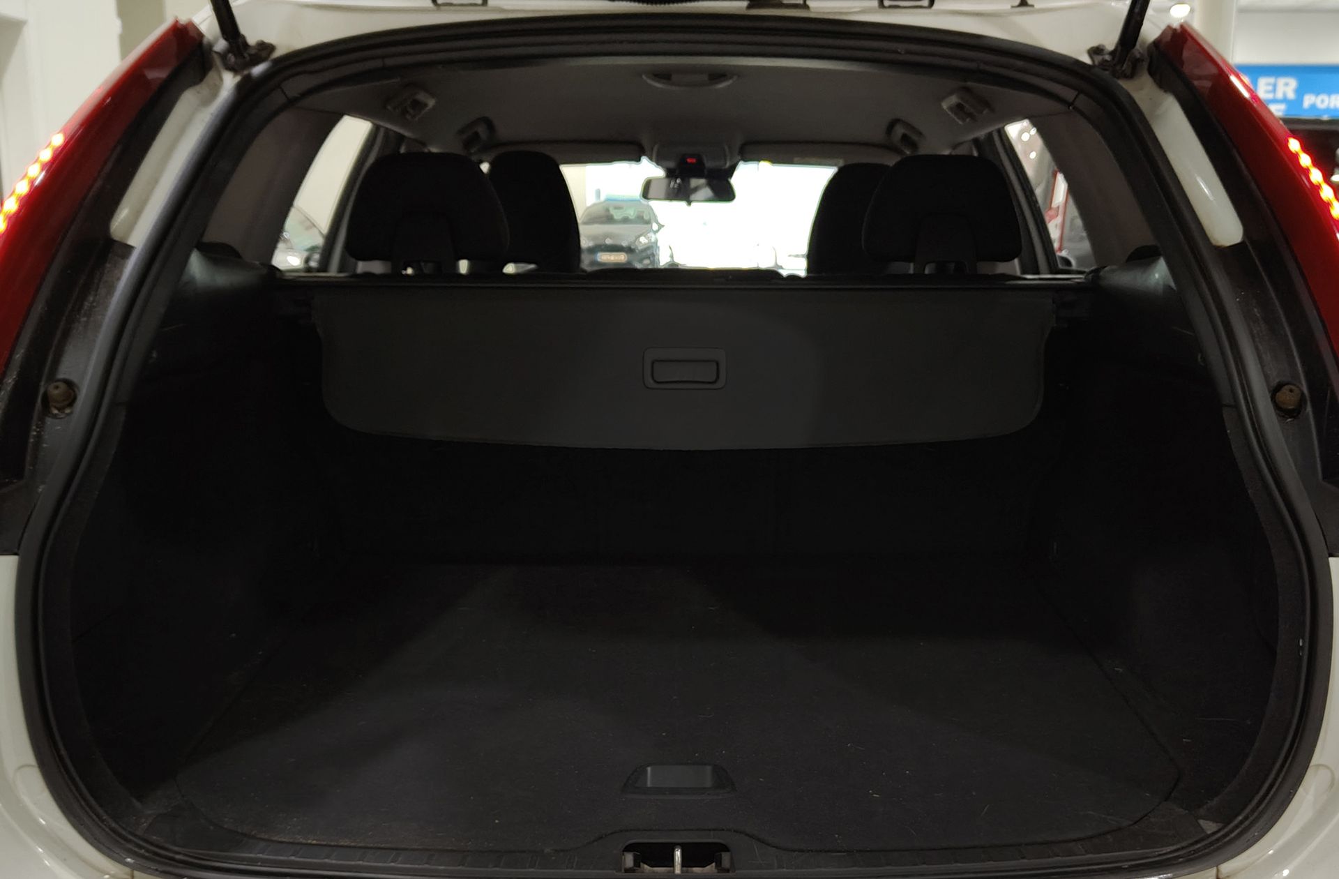 Volvo XC60 D3 Kinetic - foto 15